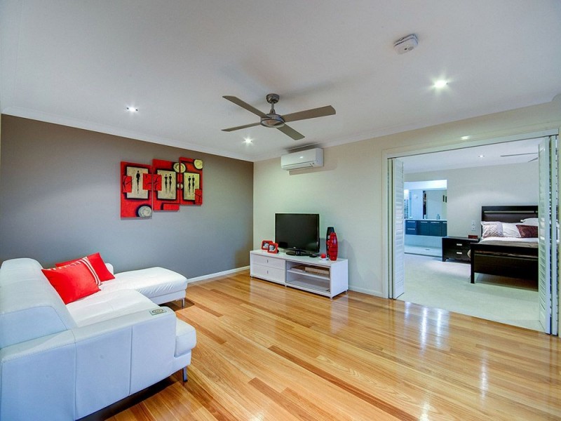 17 Harlow Place, Mcdowall QLD 4053