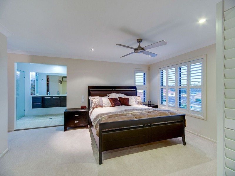 17 Harlow Place, Mcdowall QLD 4053