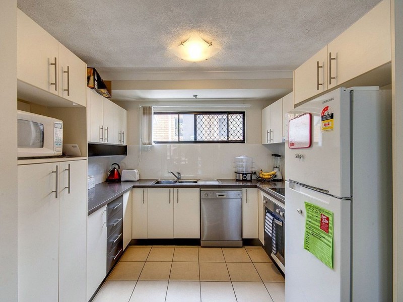 1/33 Hows Rd, Nundah QLD 4012