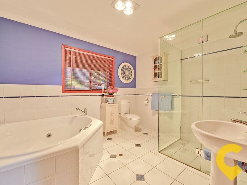 23 Cranbrook Street, Mitchelton QLD 4053