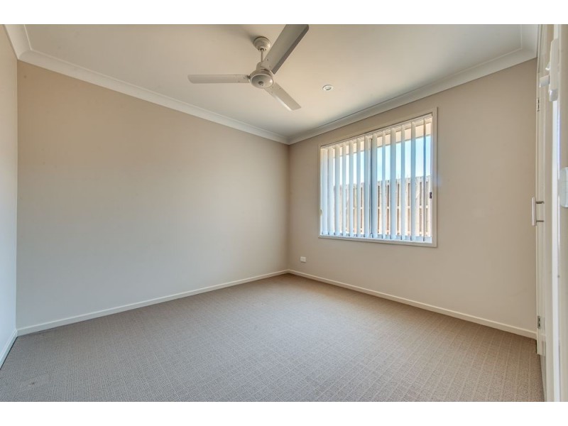 81 Valentine Cct, Augustine Heights QLD 4300