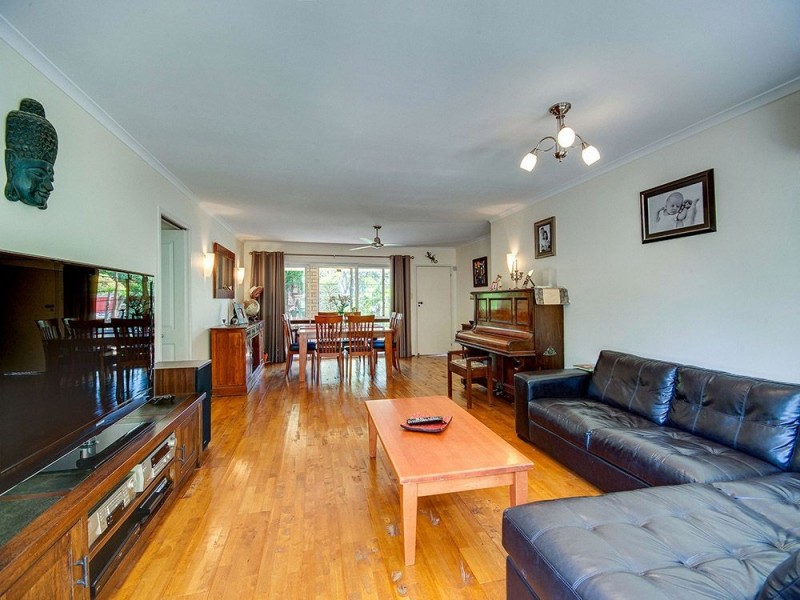 7 Larcombe Street, Zillmere QLD 4034