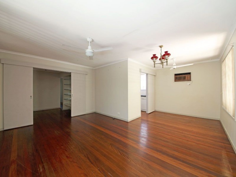 78 Peter Street, Strathpine QLD 4500
