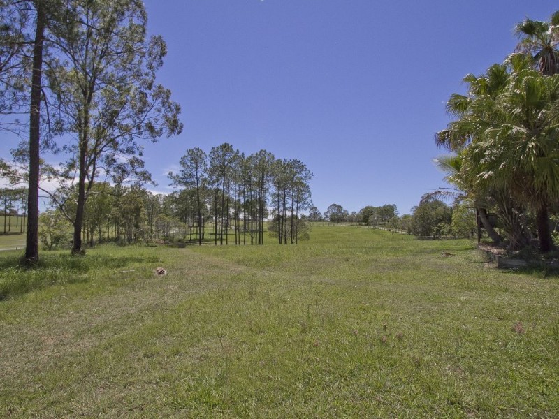 58 Fantail Court, Moorina QLD 4506