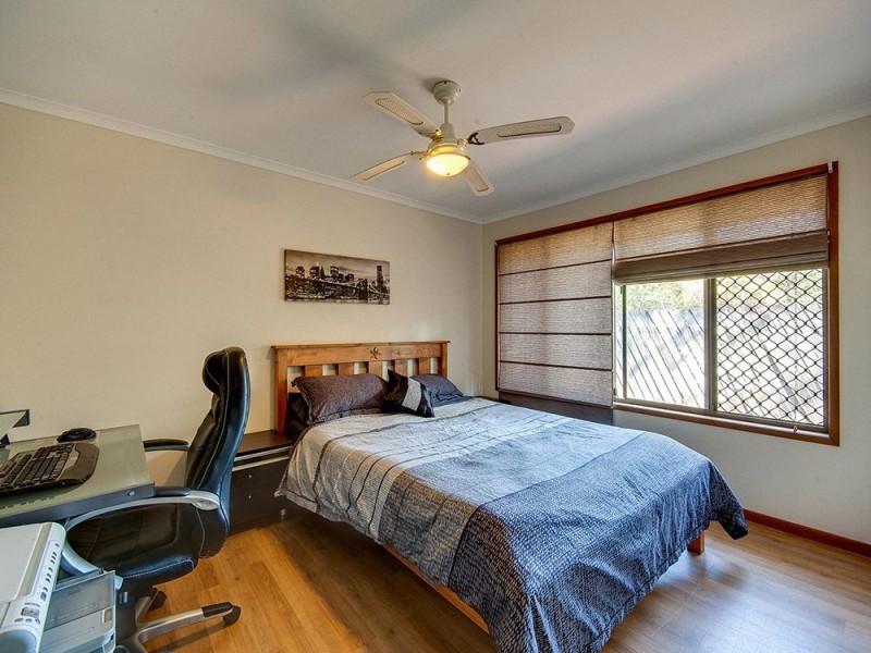 36 Eyre Avenue, Petrie QLD 4502