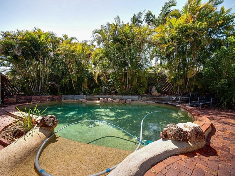 36 Eyre Avenue, Petrie QLD 4502