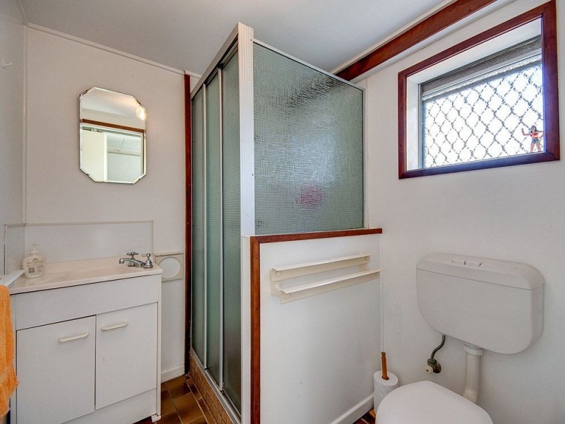 74 Capella Street, Coorparoo QLD 4151