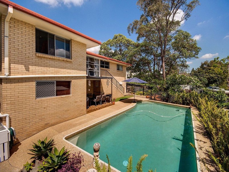 74 Capella Street, Coorparoo QLD 4151