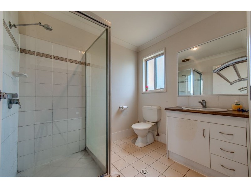 92 Collins Street, Collingwood Park QLD 4301