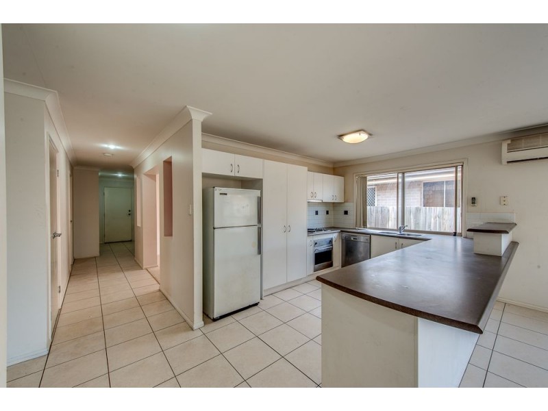 92 Collins Street, Collingwood Park QLD 4301