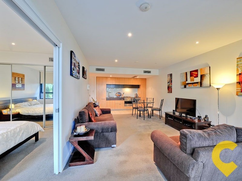 210/10 Pidgeon Close, West End QLD 4101