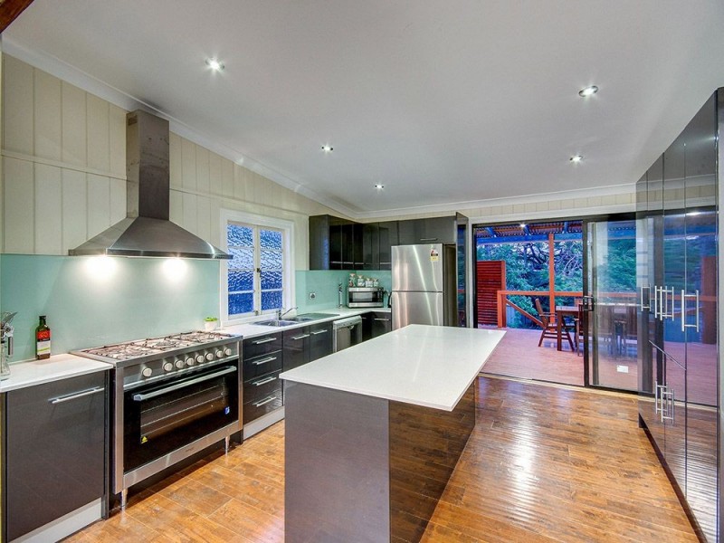 13 Henchman Street, Nundah QLD 4012