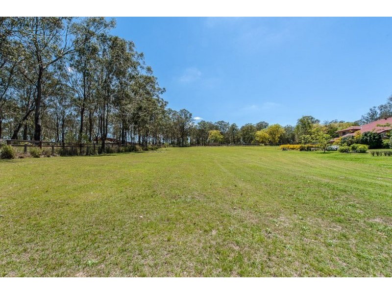 83 Chalk Street, Wulkuraka QLD 4305