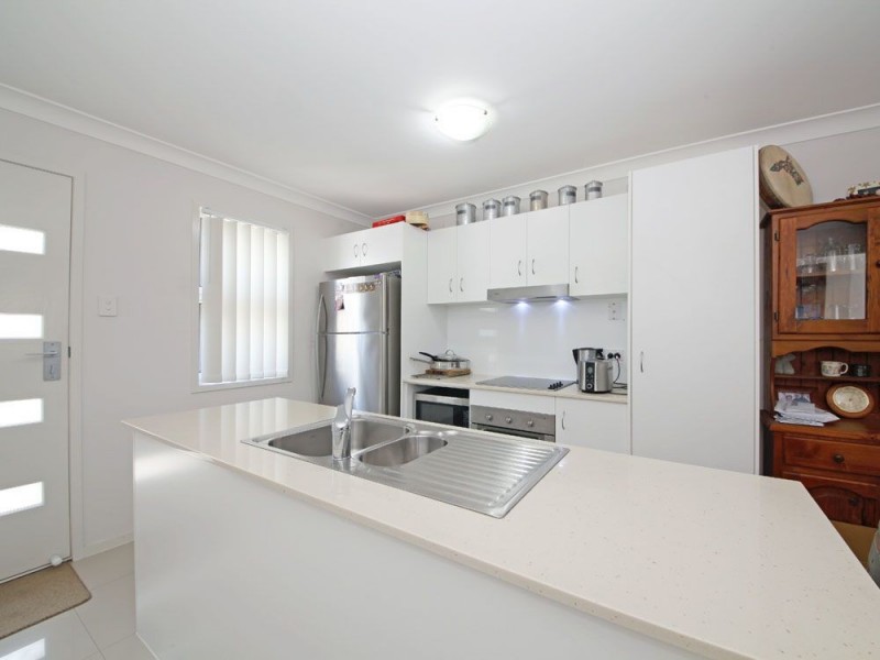 2/10 Veronica Court, Kallangur QLD 4503