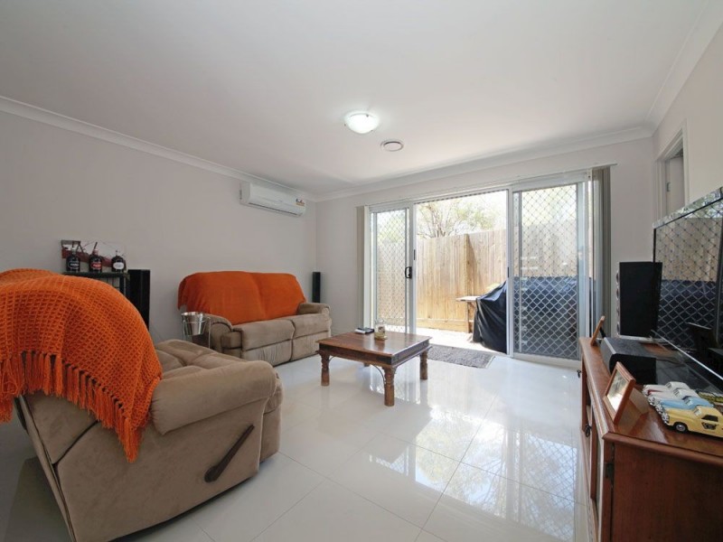 2/10 Veronica Court, Kallangur QLD 4503