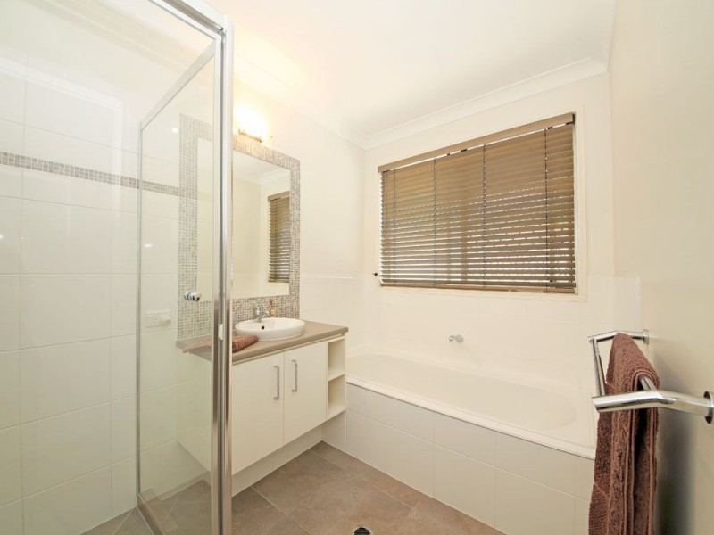 24 Forrestal Circuit, North Lakes QLD 4509