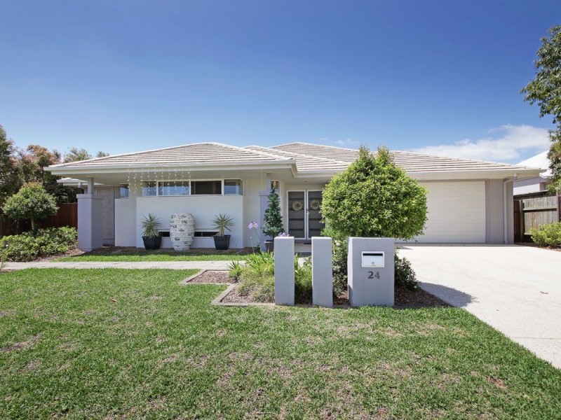 24 Forrestal Circuit, North Lakes QLD 4509
