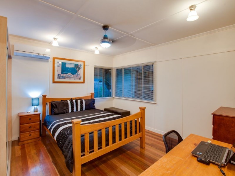 50 Thuruna Street, Stafford QLD 4053