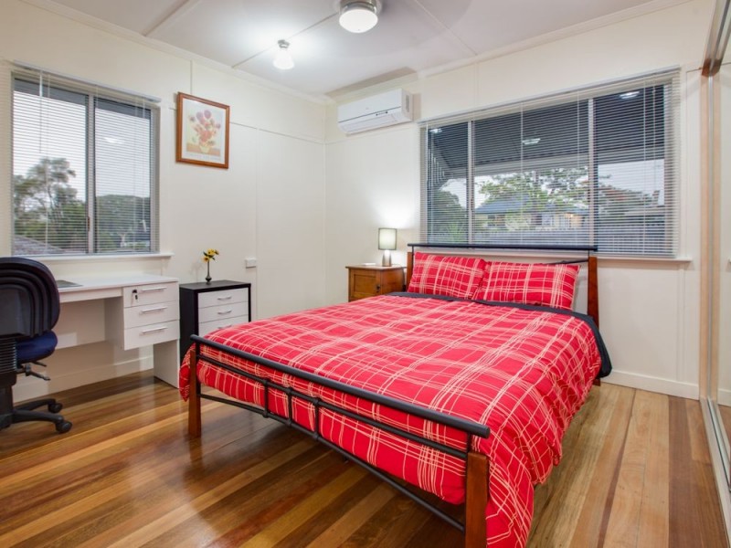 50 Thuruna Street, Stafford QLD 4053