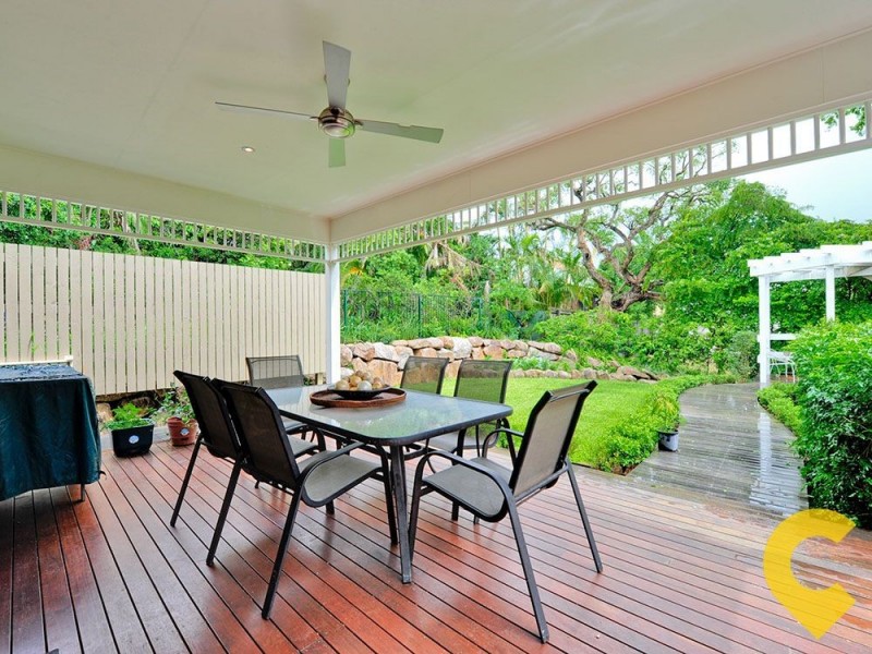 27 Dalmore Street, Ashgrove QLD 4060