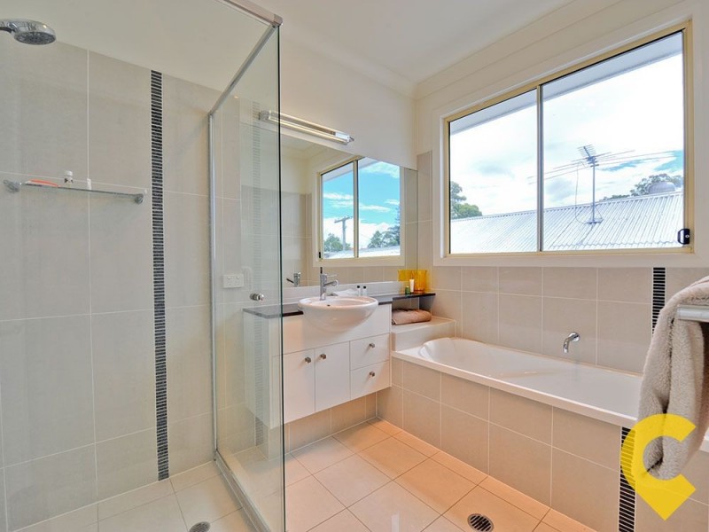 27 Dalmore Street, Ashgrove QLD 4060