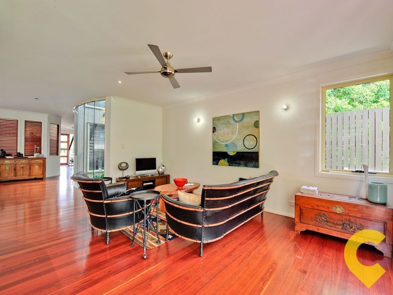 27 Dalmore Street, Ashgrove QLD 4060