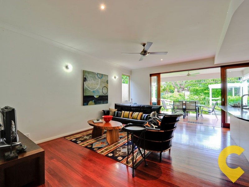 27 Dalmore Street, Ashgrove QLD 4060