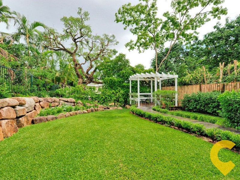 27 Dalmore Street, Ashgrove QLD 4060