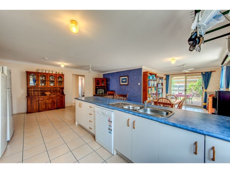 19 Mannix Place, Forest Lake QLD 4078