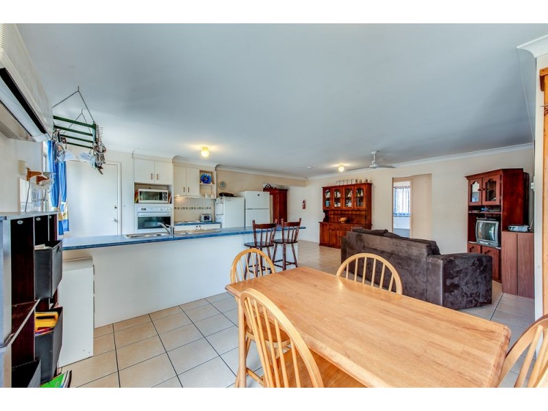 19 Mannix Place, Forest Lake QLD 4078