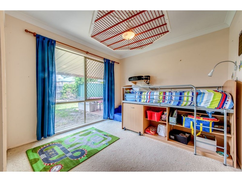 19 Mannix Place, Forest Lake QLD 4078