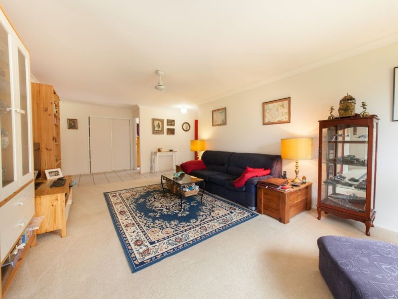 3 Ogle Place, Windaroo QLD 4207