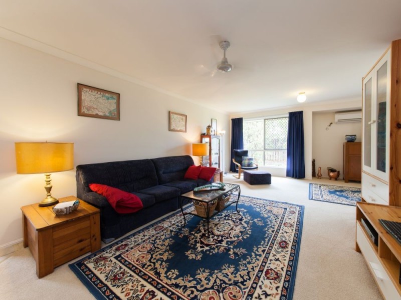 3 Ogle Place, Windaroo QLD 4207