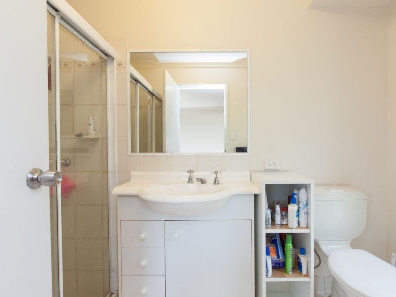 3 Ogle Place, Windaroo QLD 4207