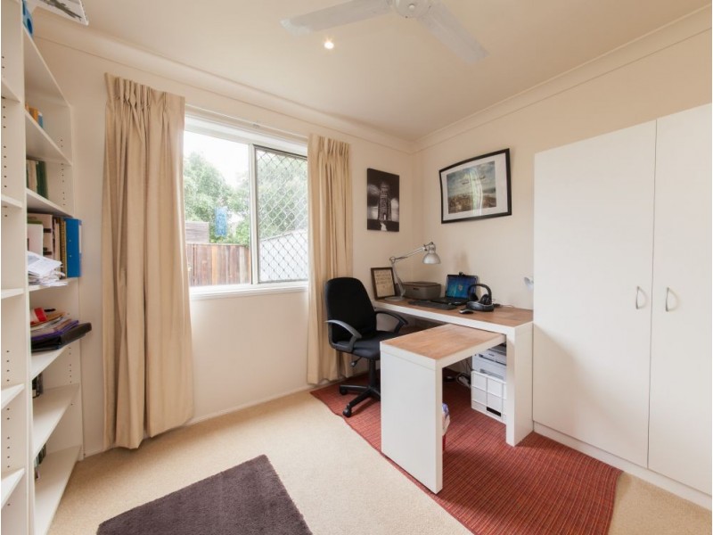 3 Ogle Place, Windaroo QLD 4207