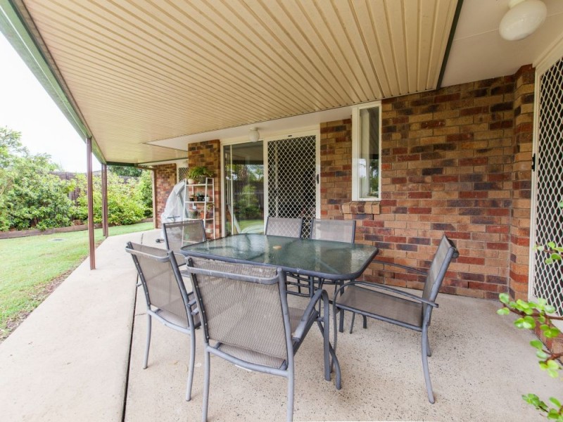 3 Ogle Place, Windaroo QLD 4207