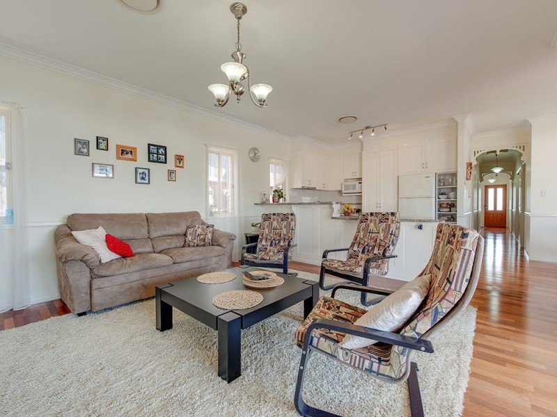 5 Horizon Drive, Springfield Lakes QLD 4300