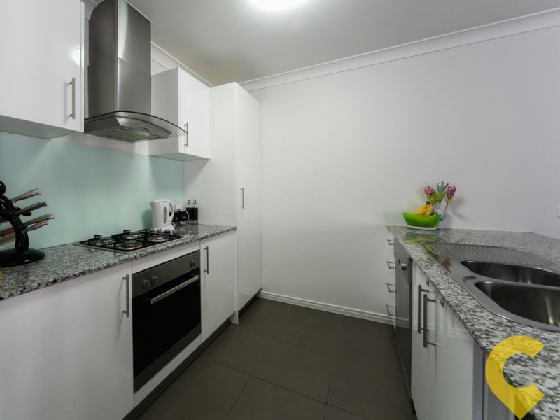 32 Columbia Drive, Bellbird Park QLD 4300