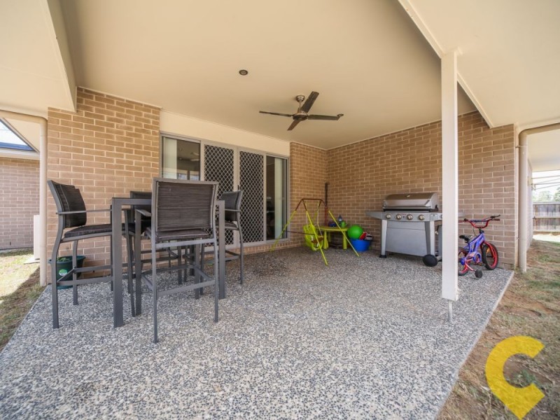 32 Columbia Drive, Bellbird Park QLD 4300