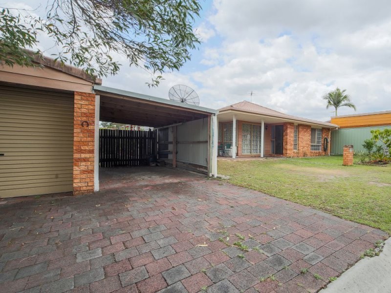 7 Tregana Circuit, Edens Landing QLD 4207