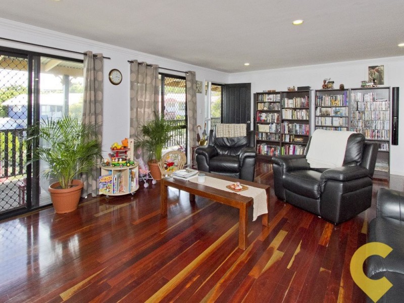 5 Midson Sreet, Petrie QLD 4502