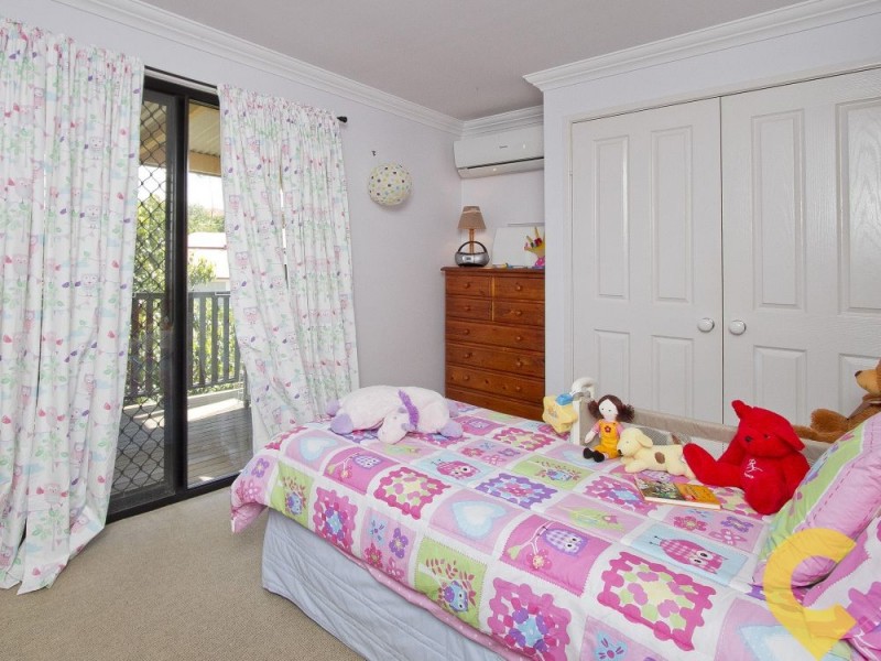 5 Midson Sreet, Petrie QLD 4502