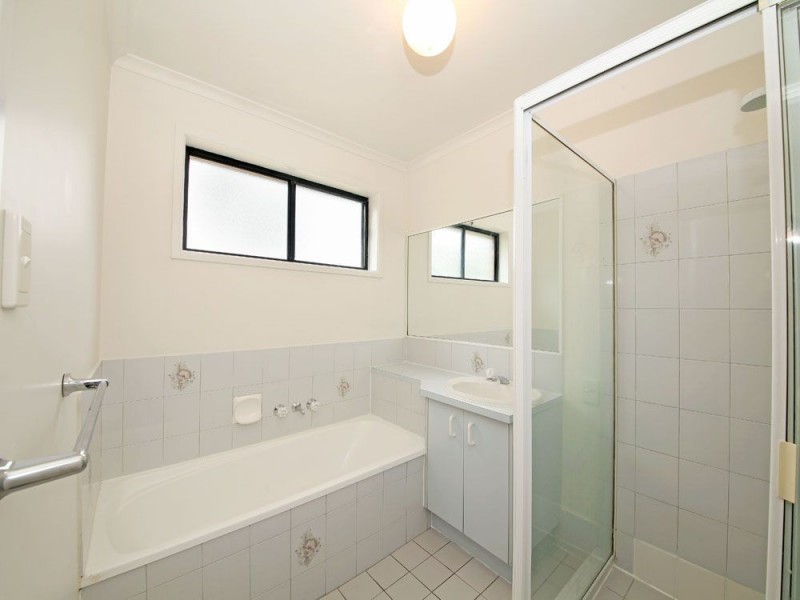 2/5 Rarity Street, Caboolture QLD 4510