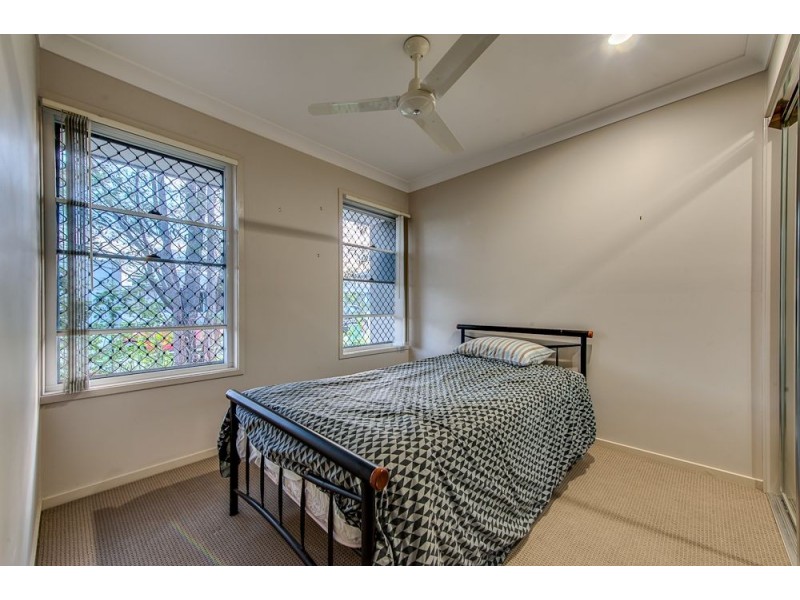 8 Lilly Pilly Street, Heathwood QLD 4110