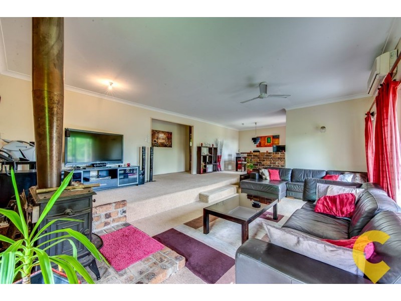 100 Johnston Road, Bellbird Park QLD 4300
