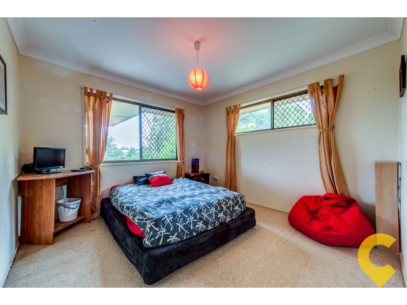 100 Johnston Road, Bellbird Park QLD 4300