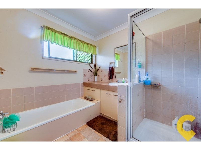 100 Johnston Road, Bellbird Park QLD 4300