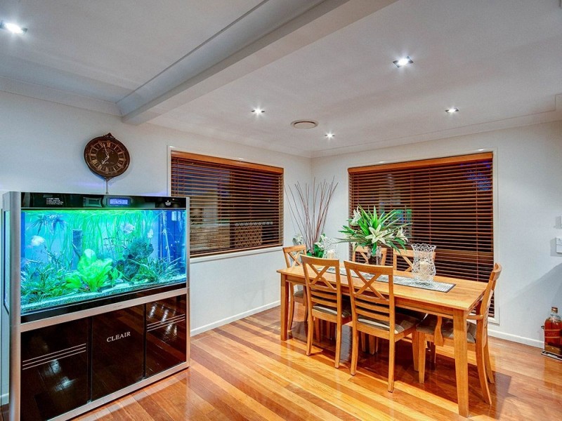 106 Wilgarning Street, Stafford Heights QLD 4053