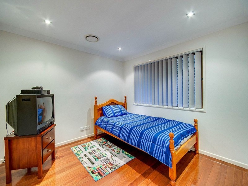 106 Wilgarning Street, Stafford Heights QLD 4053