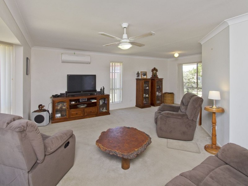 9 Harriet Place, Deception Bay QLD 4508